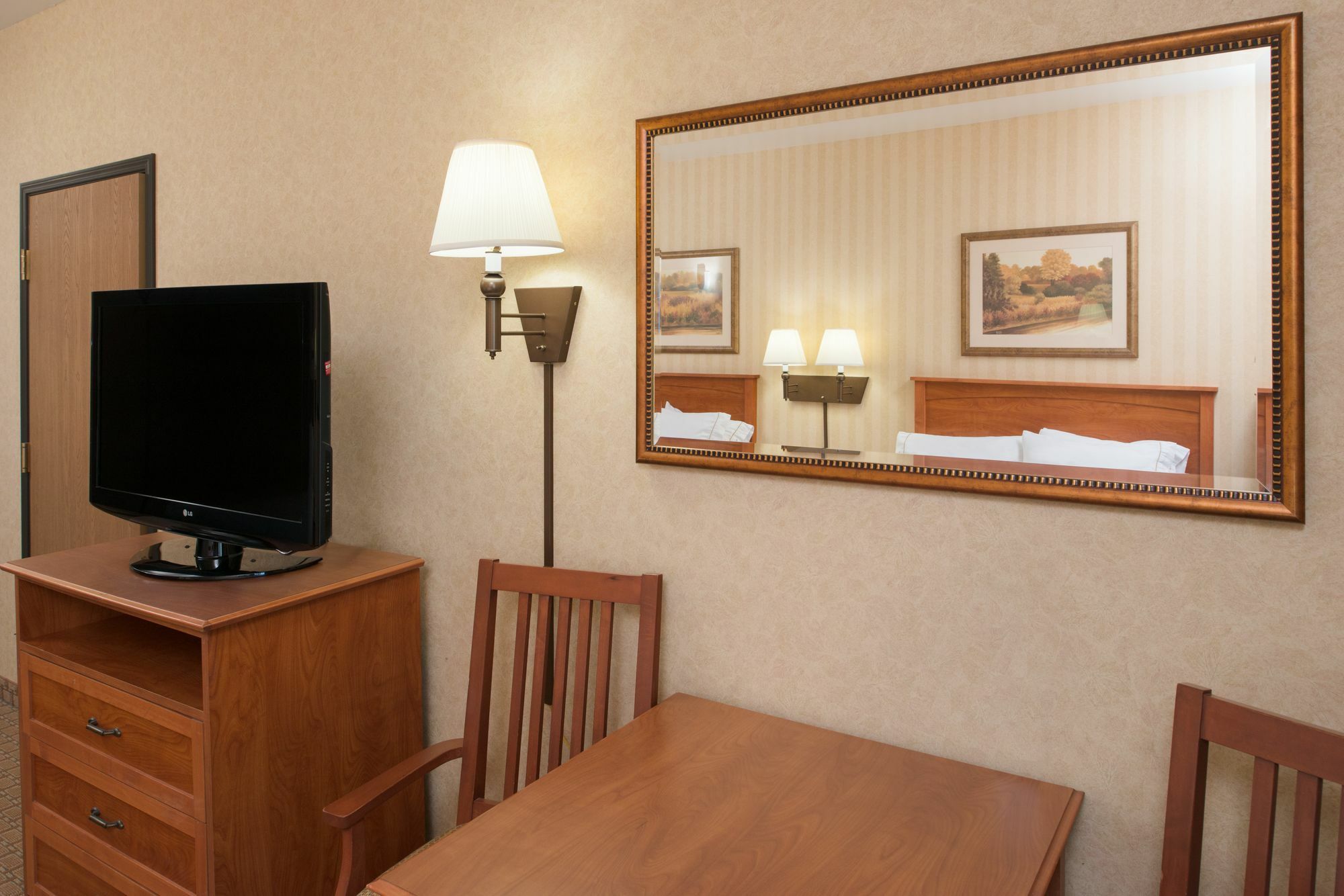 Holiday Inn Express Hotel & Suites Coeur D'Alene I-90 Exit 11, An Ihg Hotel מראה חיצוני תמונה